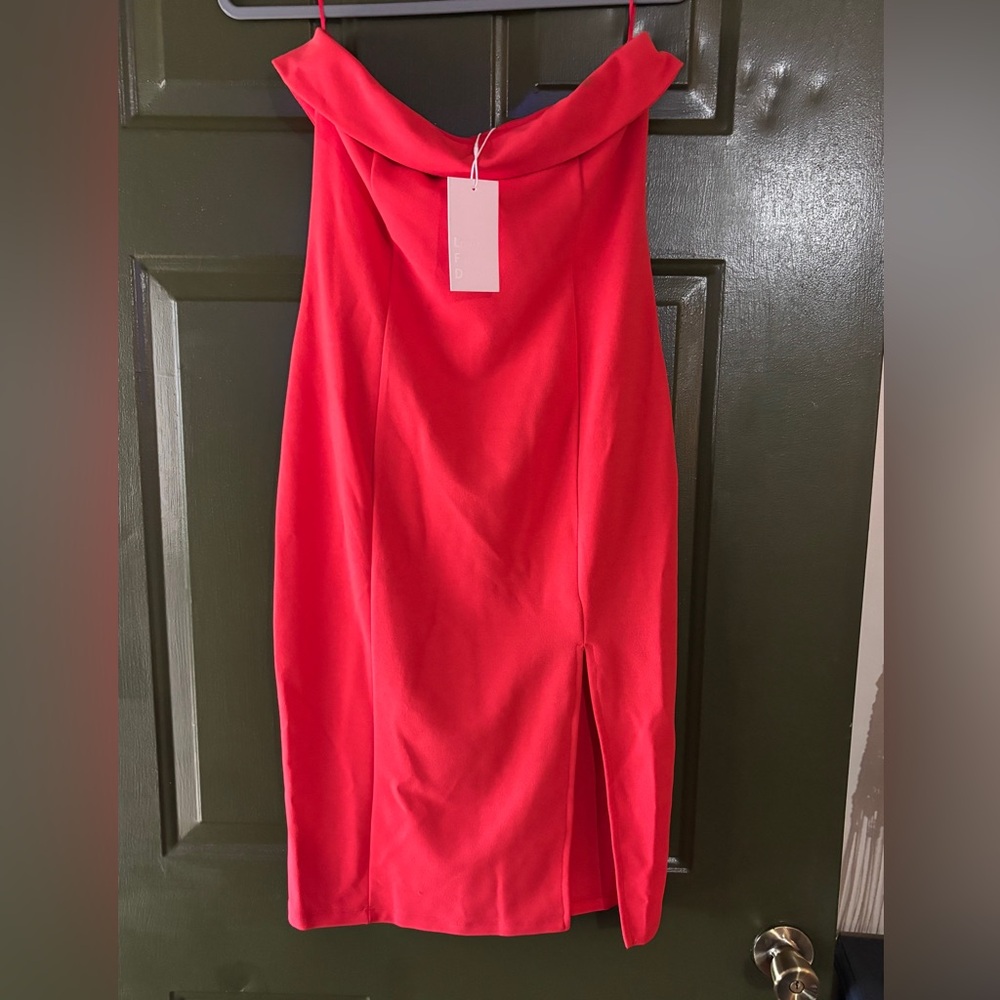 Love Fate Destiny Brand 
Strapless dress, so flattering